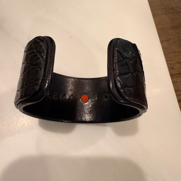 LEMA•J DESIGN Handcrafted Black Alligator Leather Cuff Bracelet - Picture 5 of 5